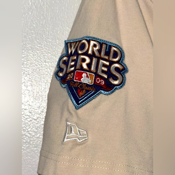 New York Yankees T-Shirt with 2009 World Series patch by New Era - Picture 5 of 7
